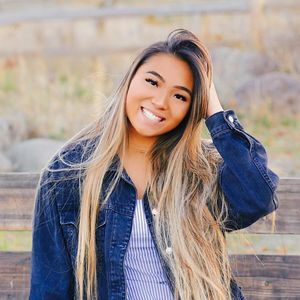 Meet your Posher, Gloria